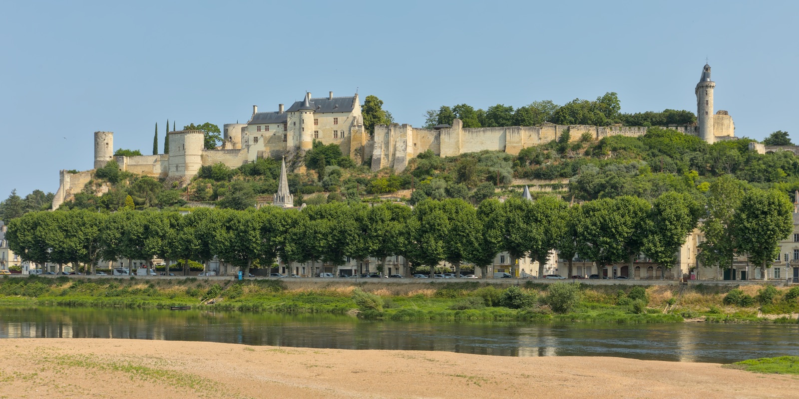 Chinon